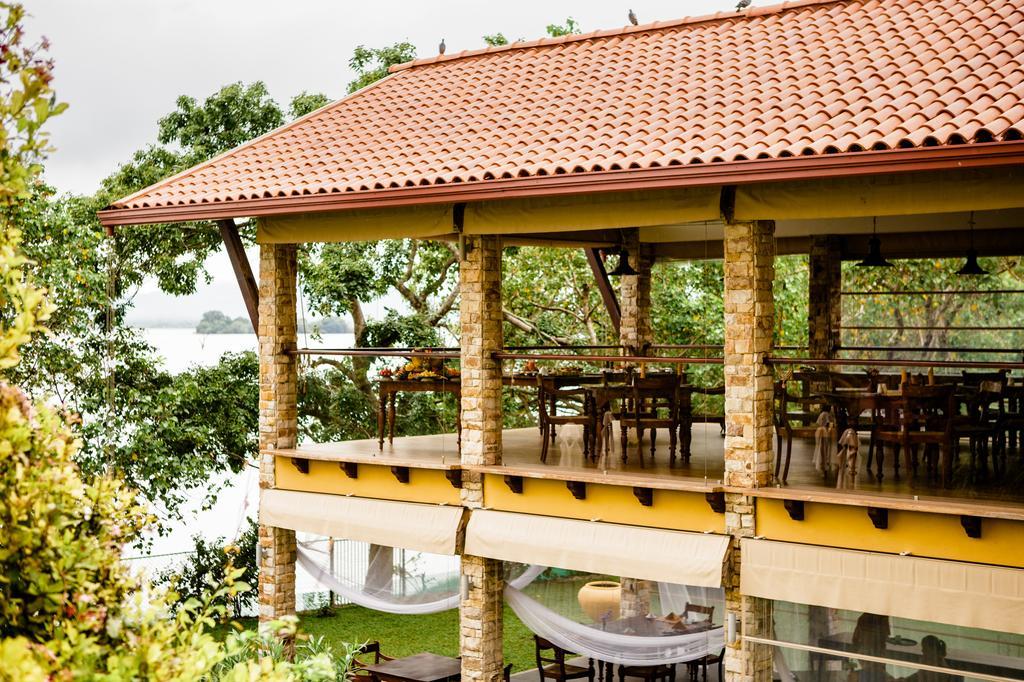 Thaulle Ayurveda Resort - Yala Tissamaharama Exterior photo